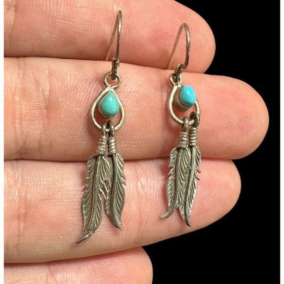 Sterling Silver and Turquoise VTG Southwestern Two Feather Earrings Dangle Hook - Picture 4 of 5